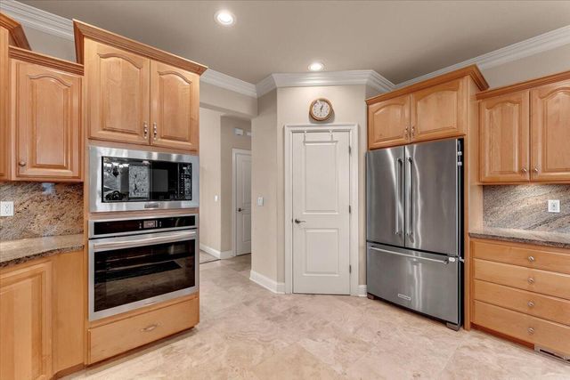 19549 San Vincente Drive, Redding, CA 96003