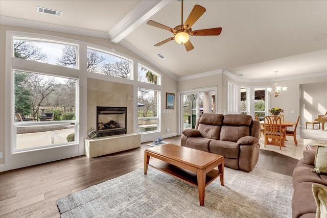 19549 San Vincente Drive, Redding, CA 96003