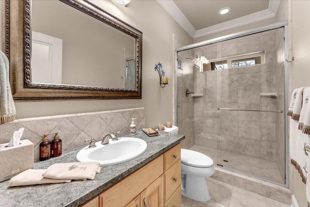 19549 San Vincente Drive, Redding, CA 96003