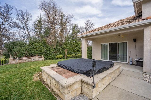 19549 San Vincente Drive, Redding, CA 96003