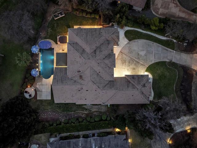 19549 San Vincente Drive, Redding, CA 96003