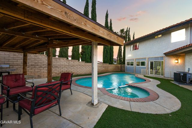 6710 Sycamore Lane, Palmdale, CA 93551