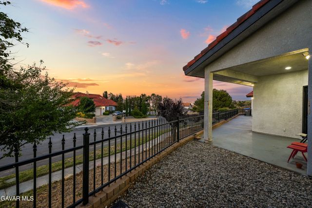6710 Sycamore Lane, Palmdale, CA 93551