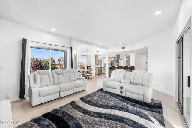 6710 Sycamore Lane, Palmdale, CA 93551