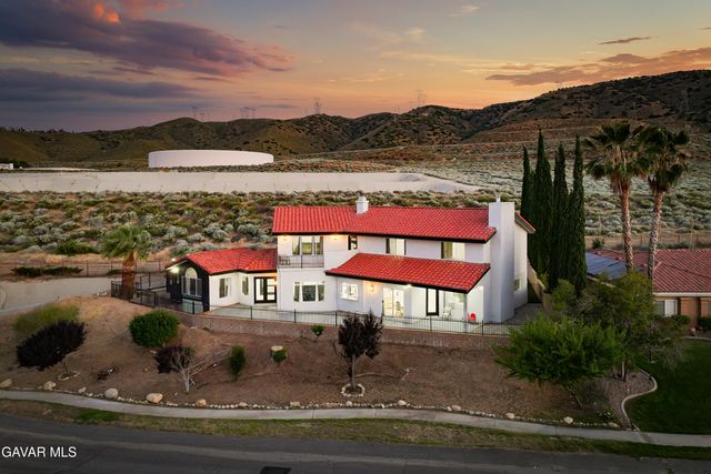 6710 Sycamore Lane, Palmdale, CA 93551