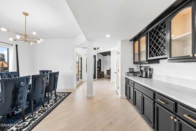 6710 Sycamore Lane, Palmdale, CA 93551