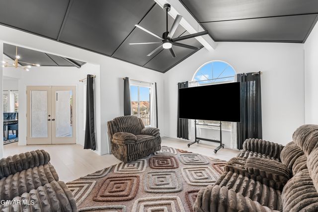 6710 Sycamore Lane, Palmdale, CA 93551