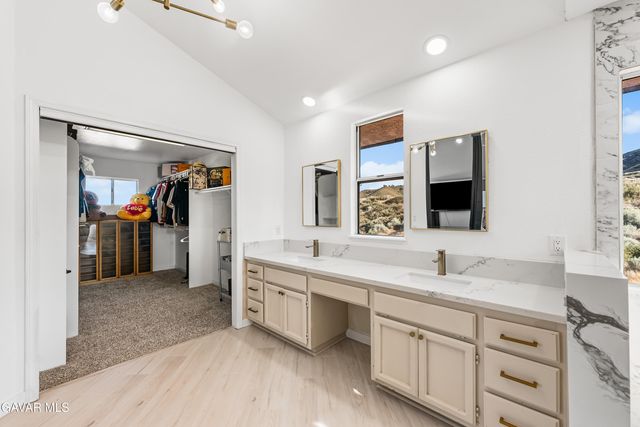 6710 Sycamore Lane, Palmdale, CA 93551