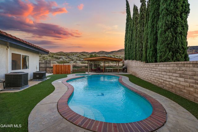 6710 Sycamore Lane, Palmdale, CA 93551