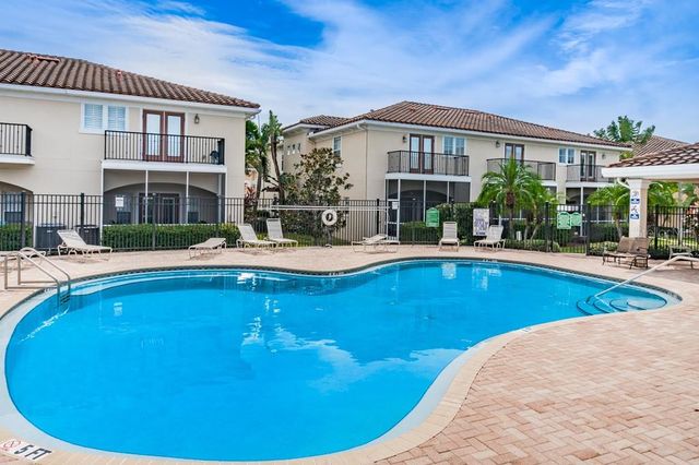 409 BARCELONA DRIVE, St Petersburg, FL 33716