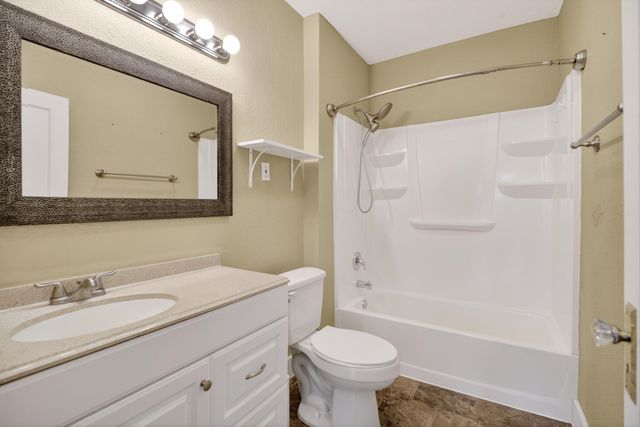 1042 W PROVIDENCE Ave, Spokane, WA 99205