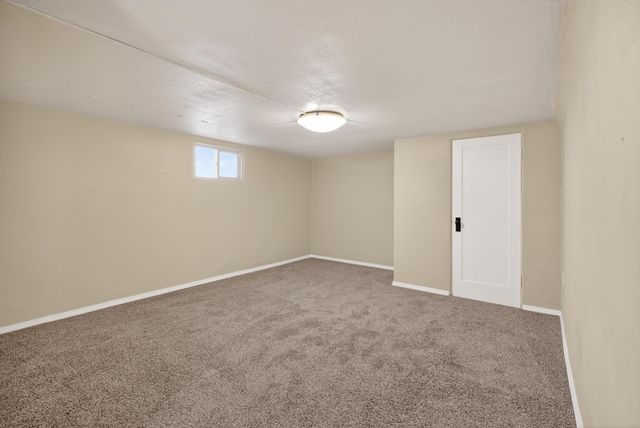 1042 W PROVIDENCE Ave, Spokane, WA 99205