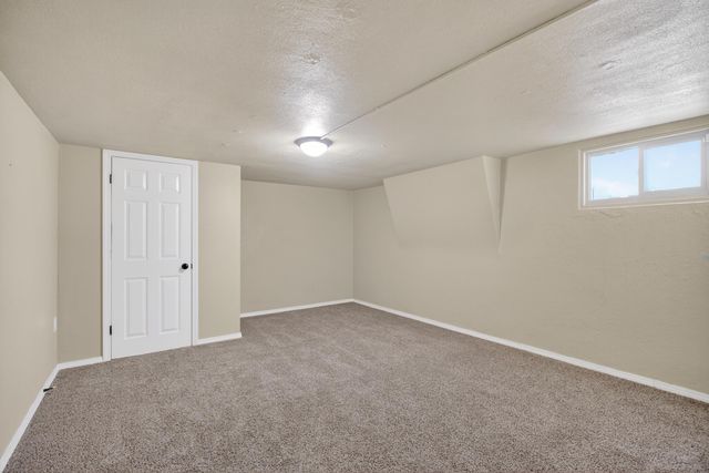 1042 W PROVIDENCE Ave, Spokane, WA 99205