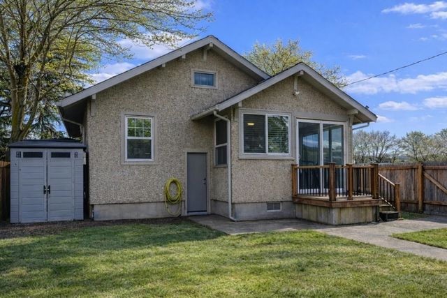 1042 W PROVIDENCE Ave, Spokane, WA 99205