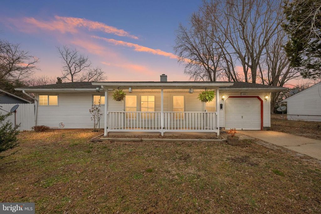 137 PRESIDENT DR, Dover, DE 19901