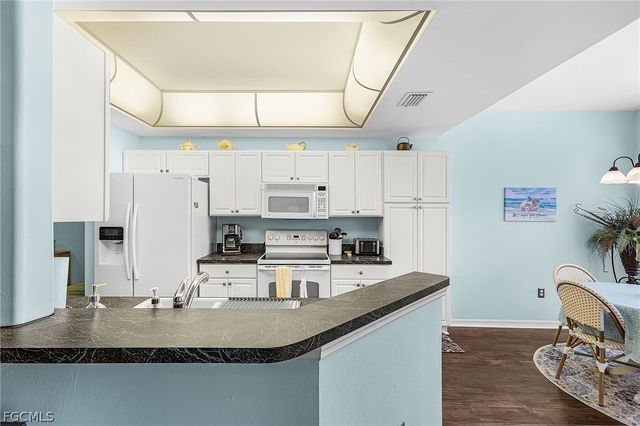 2620 Somerville LOOP 2003, Cape Coral, FL 33991