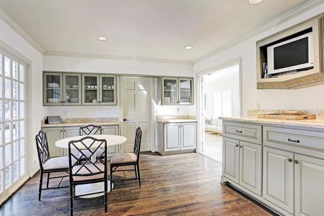 5508 Candlewood Drive, Houston, TX 77056