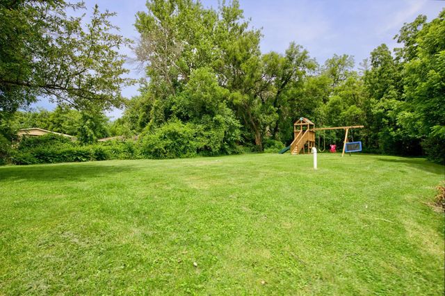 960 NE 52nd Avenue, Des Moines, IA 50313