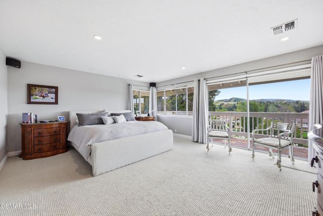 206 Rangely Court, Simi Valley, CA 93065