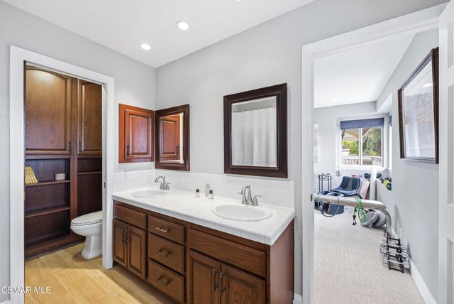 206 Rangely Court, Simi Valley, CA 93065
