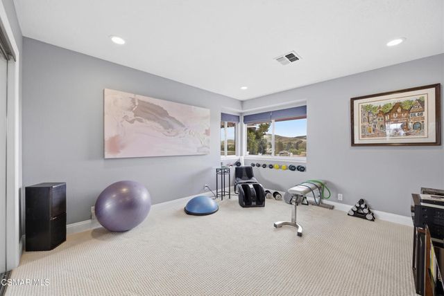 206 Rangely Court, Simi Valley, CA 93065