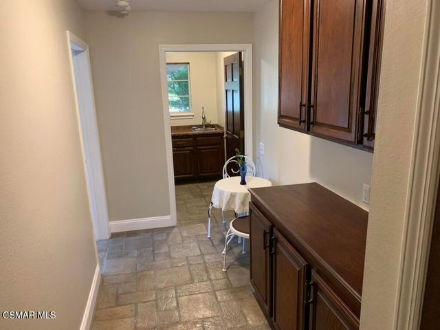206 Rangely Court, Simi Valley, CA 93065