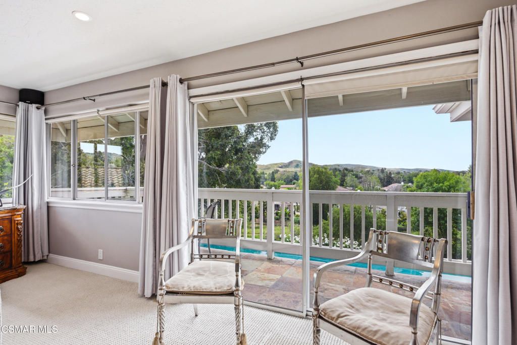 Image 25 of property listing at 206 Rangely Court, Simi Valley, CA 93065