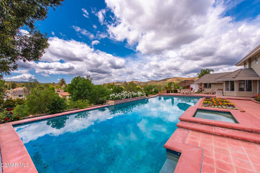 Image 36 of property listing at 206 Rangely Court, Simi Valley, CA 93065