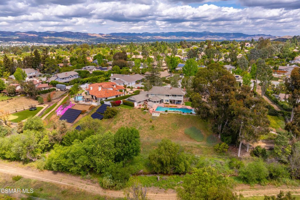 Image 49 of property listing at 206 Rangely Court, Simi Valley, CA 93065