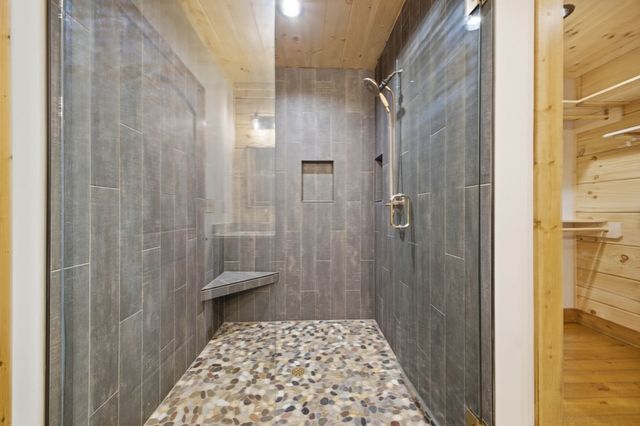224 Pinecrest Drive, Ellijay, GA 30540