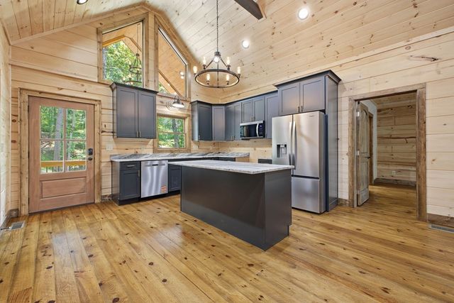 224 Pinecrest Drive, Ellijay, GA 30540