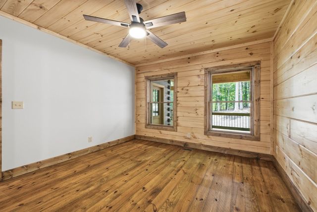 224 Pinecrest Drive, Ellijay, GA 30540