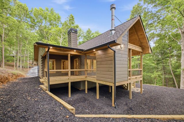 224 Pinecrest Drive, Ellijay, GA 30540