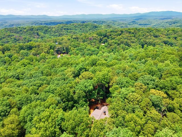 224 Pinecrest Drive, Ellijay, GA 30540