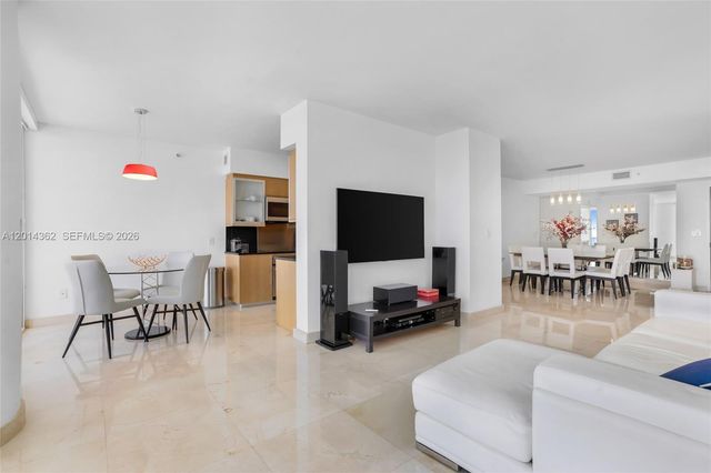 6365 Collins Ave 3202, Miami Beach, FL 33141