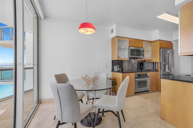 6365 Collins Ave 3202, Miami Beach, FL 33141