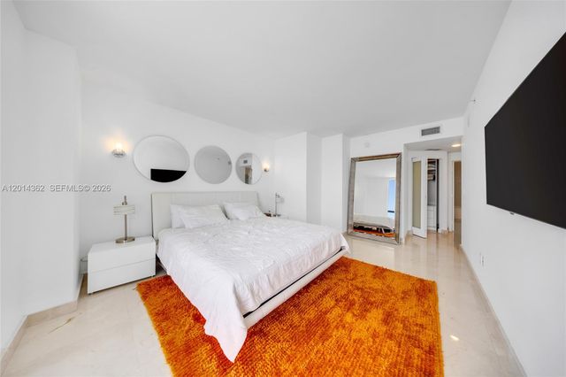 6365 Collins Ave 3202, Miami Beach, FL 33141