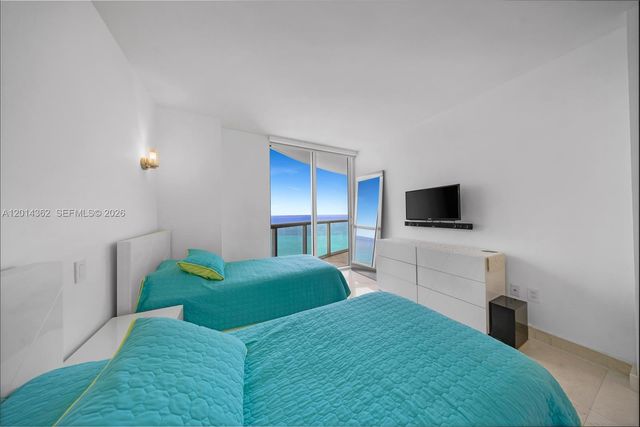 6365 Collins Ave 3202, Miami Beach, FL 33141