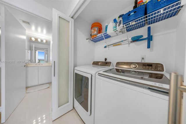 6365 Collins Ave 3202, Miami Beach, FL 33141