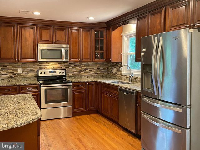 6223 RATHLIN DR, Springfield, VA 22152