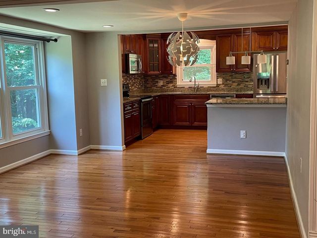 6223 RATHLIN DR, Springfield, VA 22152