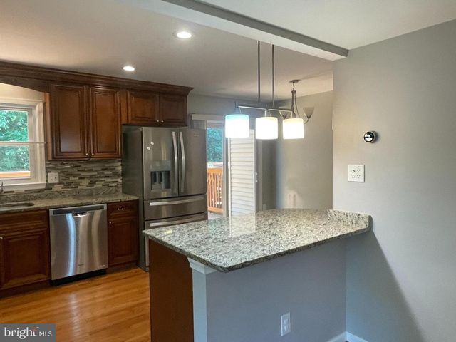 6223 RATHLIN DR, Springfield, VA 22152