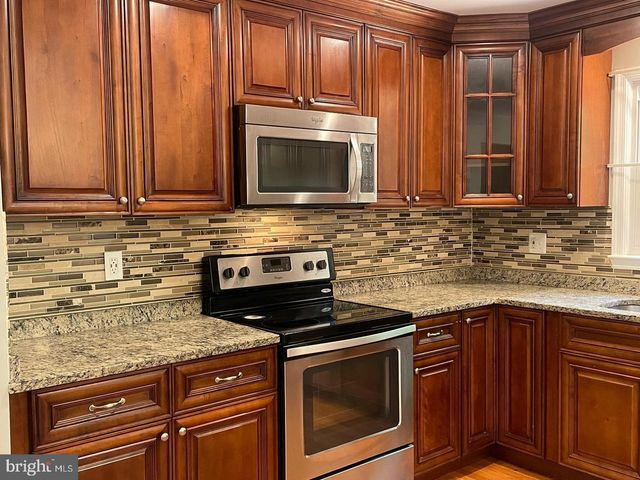 6223 RATHLIN DR, Springfield, VA 22152