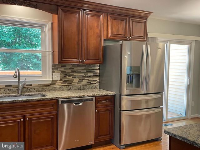 6223 RATHLIN DR, Springfield, VA 22152