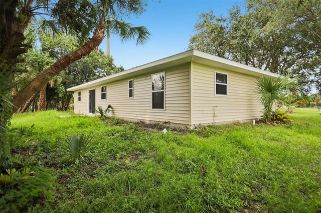 1975 NARRANJA STREET, Punta Gorda, FL 33950