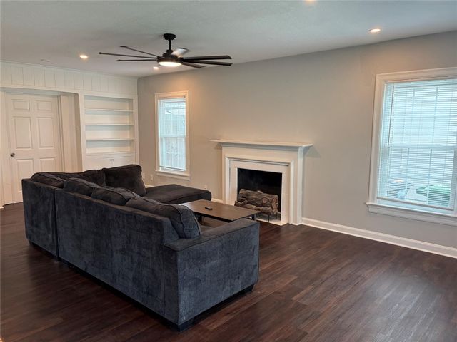 3711 Eagle Street, Houston, TX 77004