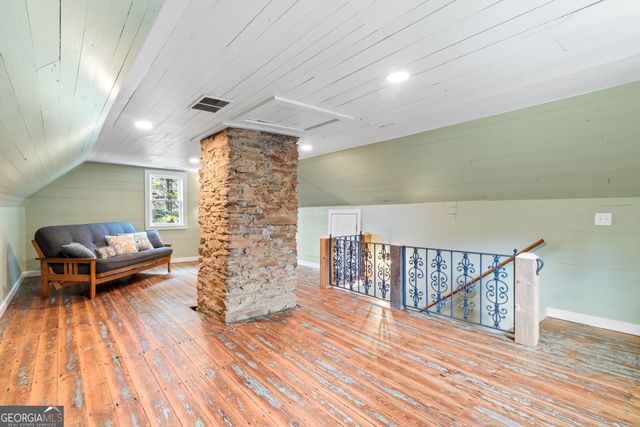 8679 Lakewood Highway, Mineral Bluff, GA 30559