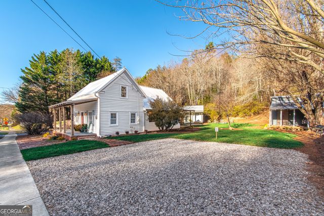 8679 Lakewood Highway, Mineral Bluff, GA 30559