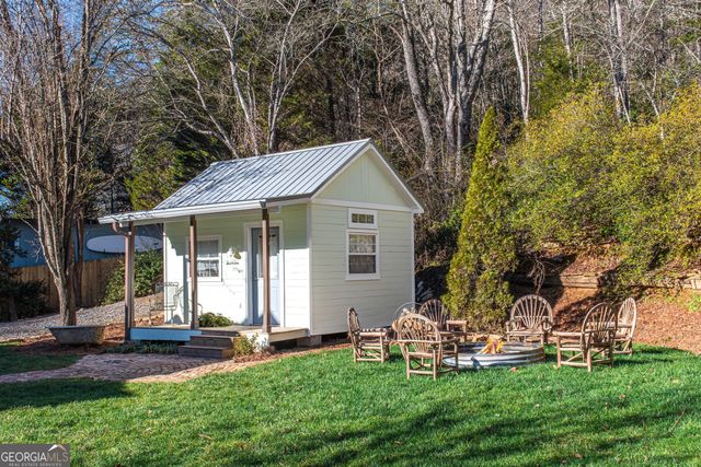 8679 Lakewood Highway, Mineral Bluff, GA 30559