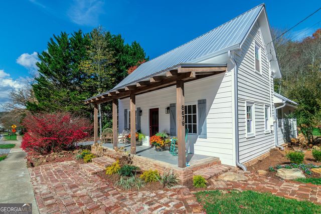 8679 Lakewood Highway, Mineral Bluff, GA 30559